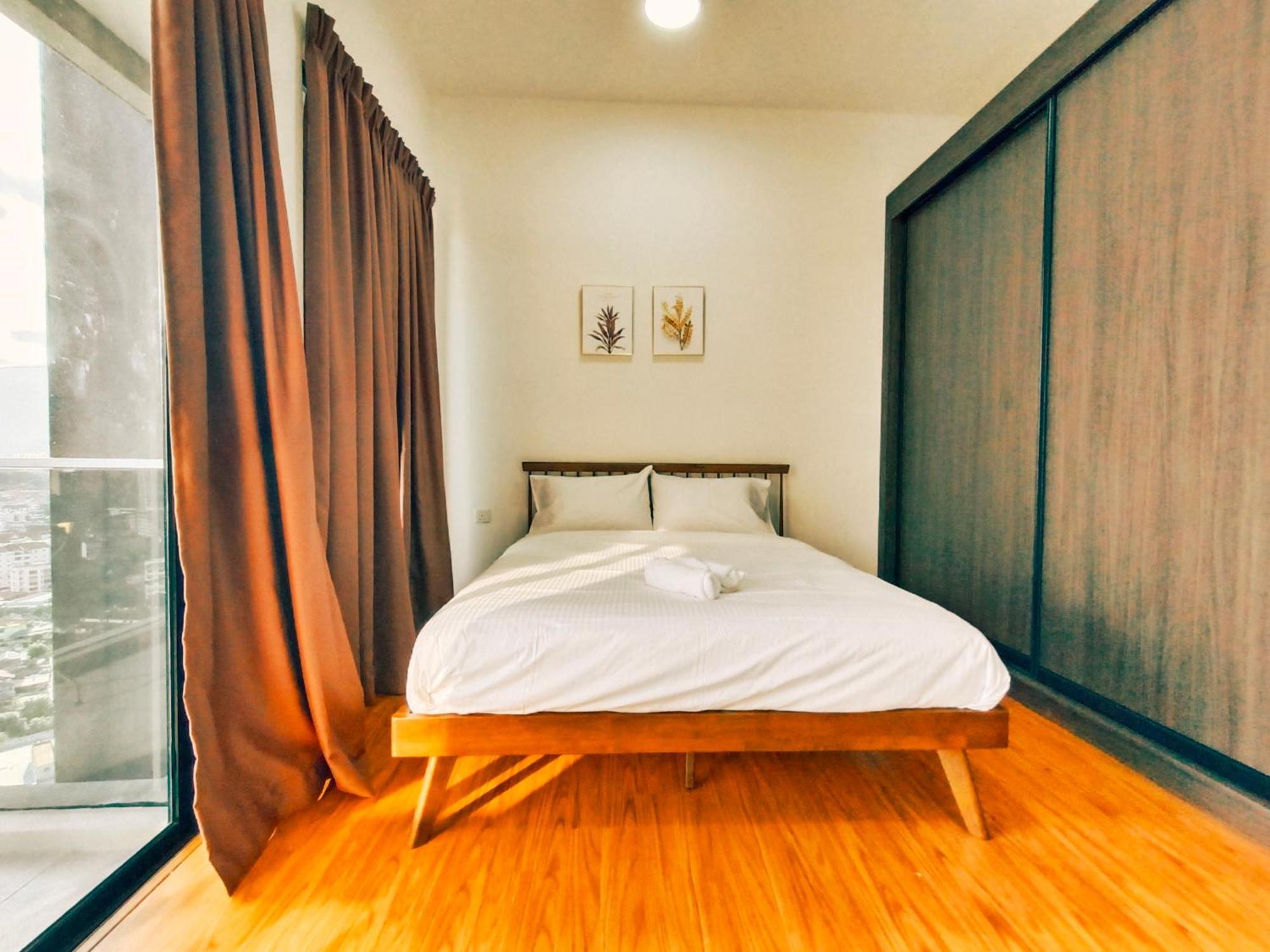 New Georgetown Instagramable 2Br Homestay For 10Pax 无敌美景两房民宿 Beacon Executive Suite エクステリア 写真