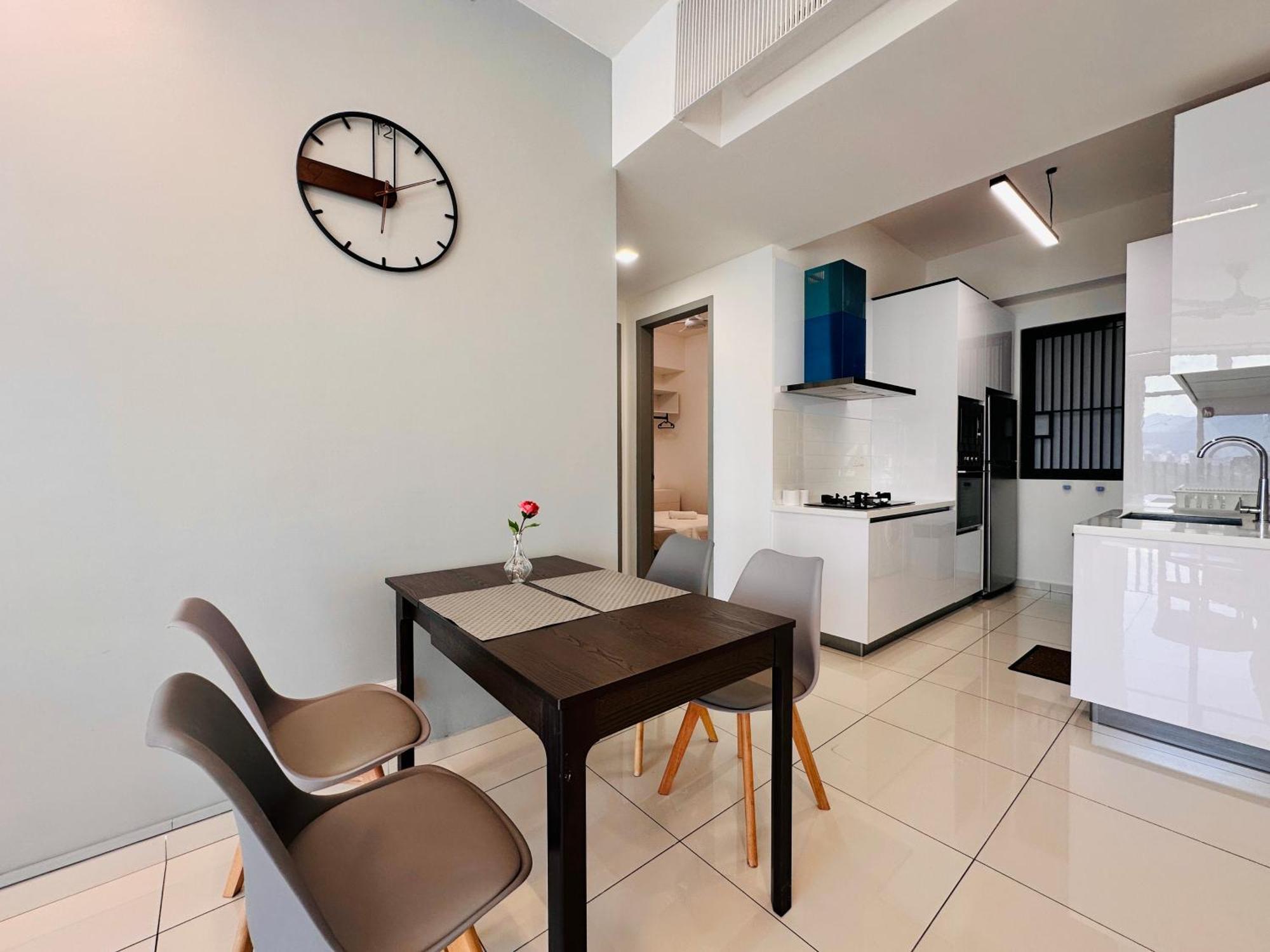 New Georgetown Instagramable 2Br Homestay For 10Pax 无敌美景两房民宿 Beacon Executive Suite エクステリア 写真