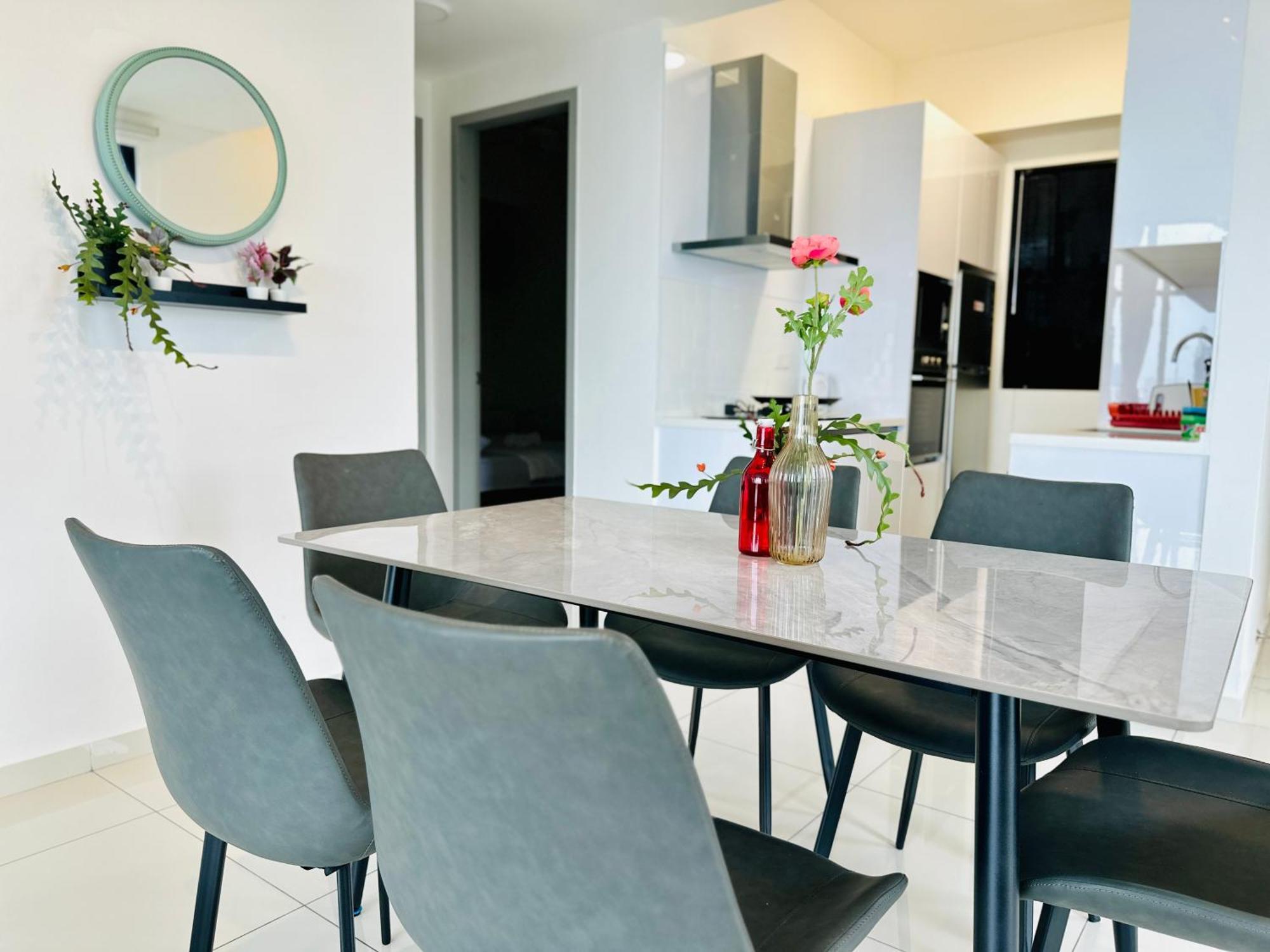 New Georgetown Instagramable 2Br Homestay For 10Pax 无敌美景两房民宿 Beacon Executive Suite エクステリア 写真